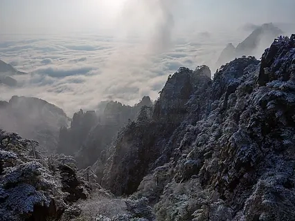10 Days Scenic Tour to Zhangjiajie & Mt. Huangshan
