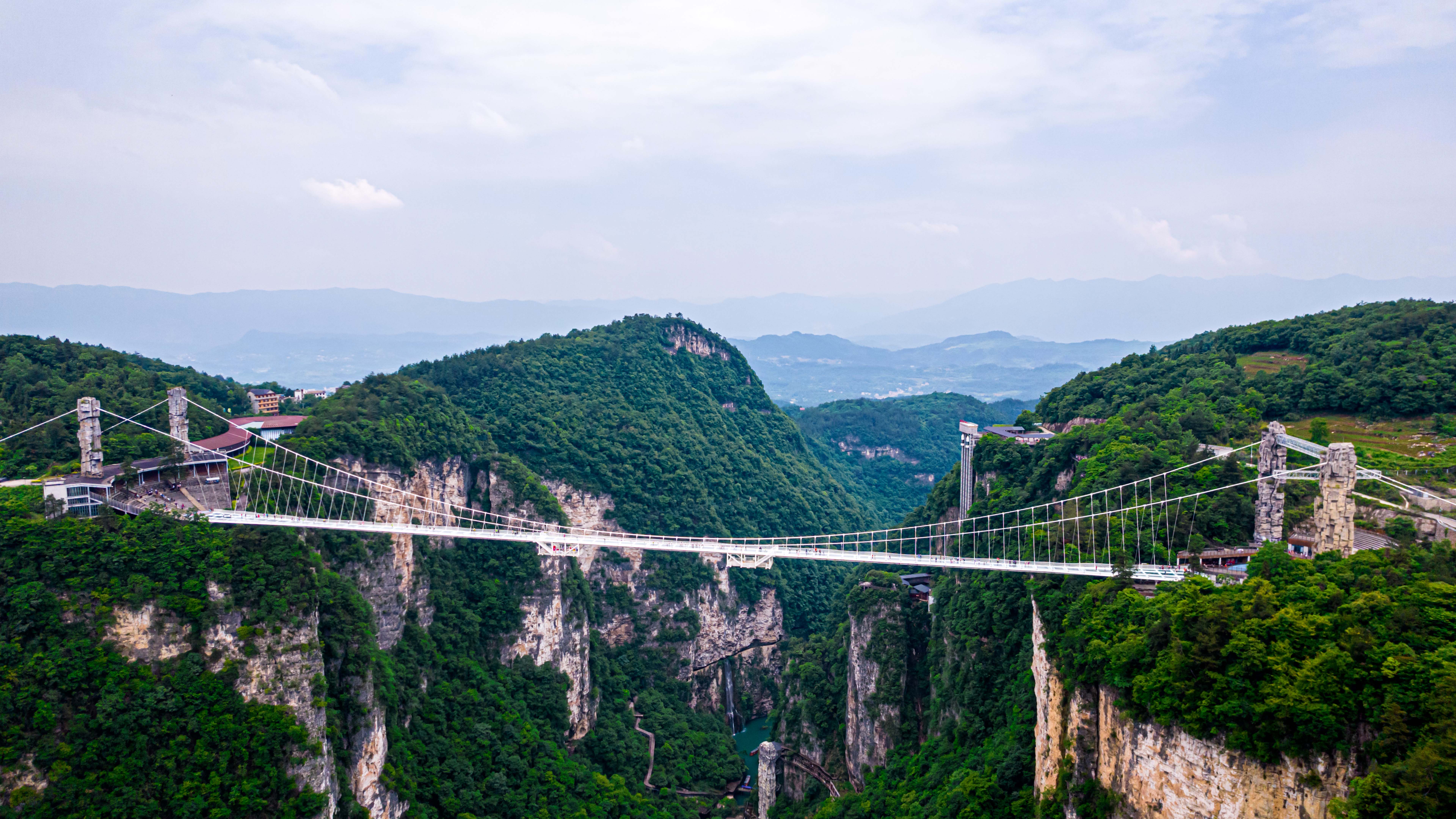 11 Days Beijing-Xi'an-Zhangjiajie-Shanghai Group Tour